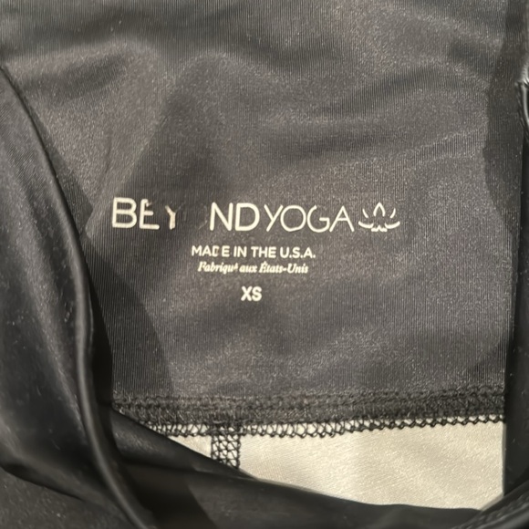 Beyond Yoga Leggings - Picture 2 of 3